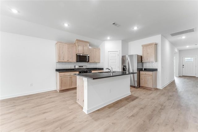 114 Maroon, Fayetteville, AR 72704