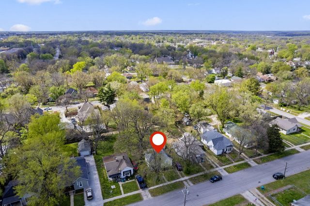2027 North Taylor Avenue, Springfield, MO 65803