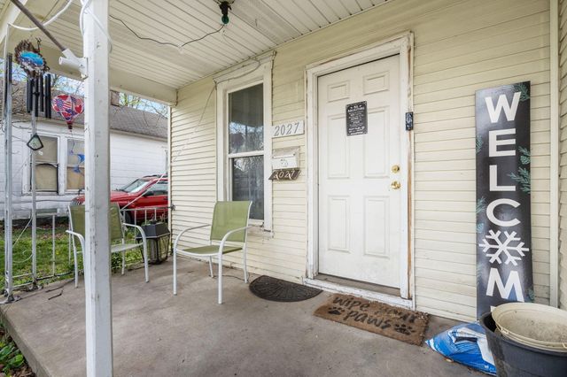 2027 North Taylor Avenue, Springfield, MO 65803
