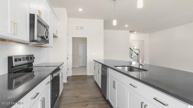 349 Maddox Drive, Aberdeen, NC 28315