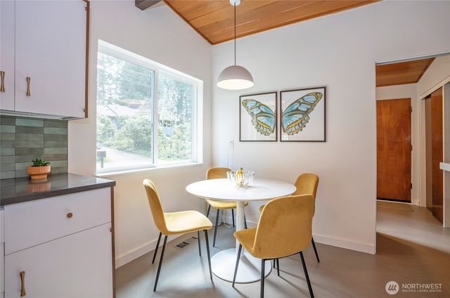 10422 Mary Lane SW, Lakewood, WA 98498