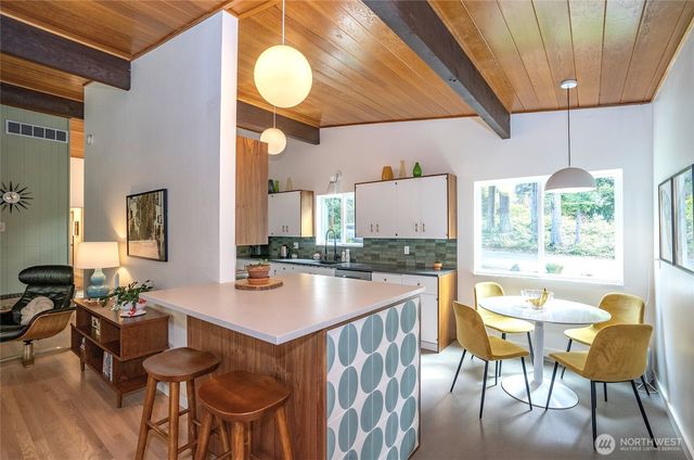 10422 Mary Lane SW, Lakewood, WA 98498