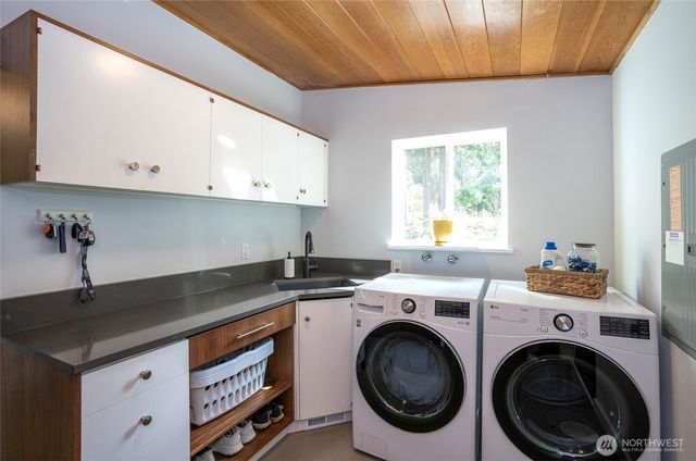 10422 Mary Lane SW, Lakewood, WA 98498