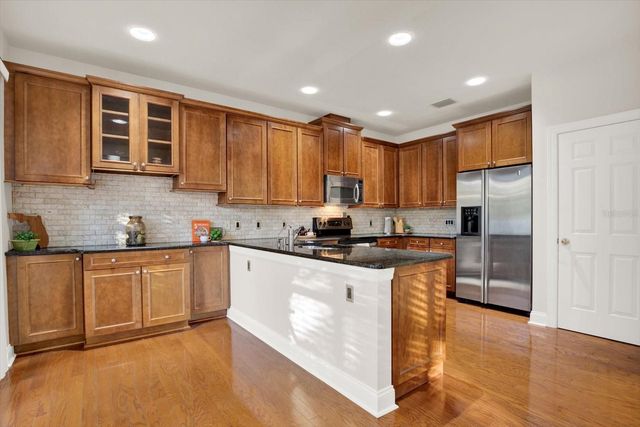 3511 HEARDS FERRY DRIVE, Tampa, FL 33618