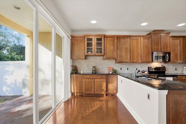 3511 HEARDS FERRY DRIVE, Tampa, FL 33618