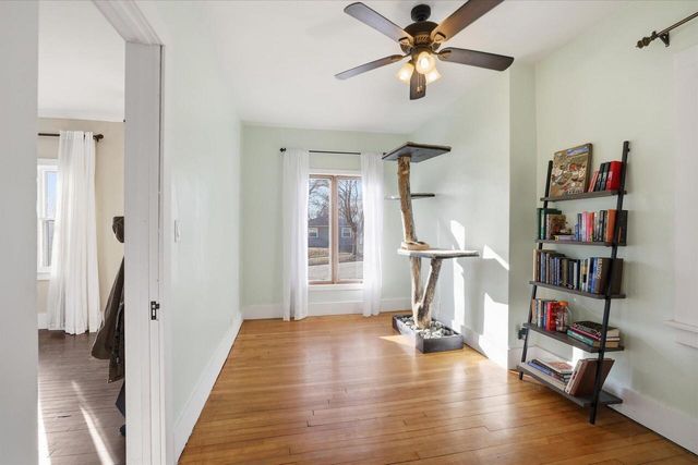 307 Jasper LANE, Waukesha, WI 53188