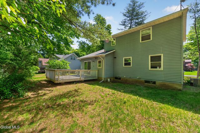 11 Plum Poppy S, Malta, NY 12020