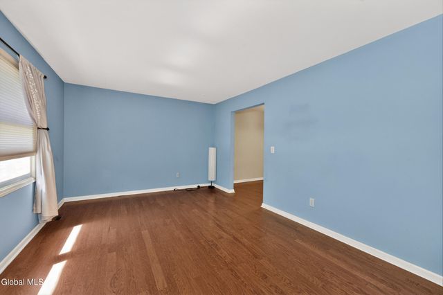 11 Plum Poppy S, Malta, NY 12020