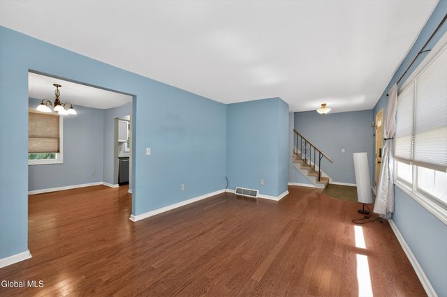 11 Plum Poppy S, Malta, NY 12020