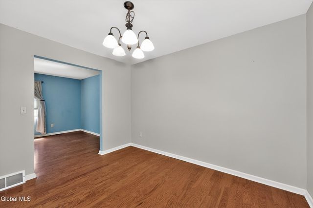 11 Plum Poppy S, Malta, NY 12020