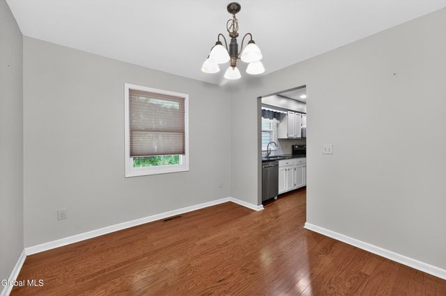 11 Plum Poppy S, Malta, NY 12020