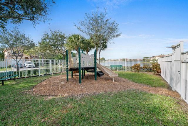 3190 El Camino Real, West Palm Beach, FL 33409
