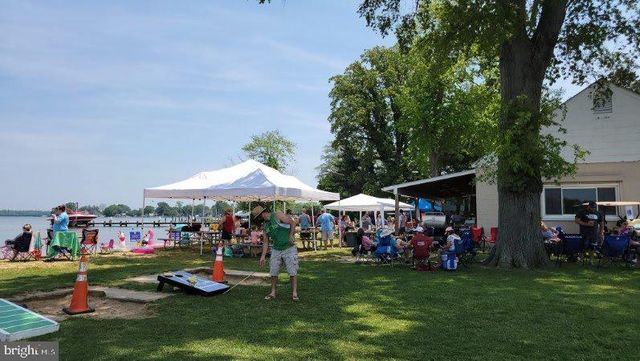 6801 HAREWOOD PARK DR, Baltimore, MD 21220