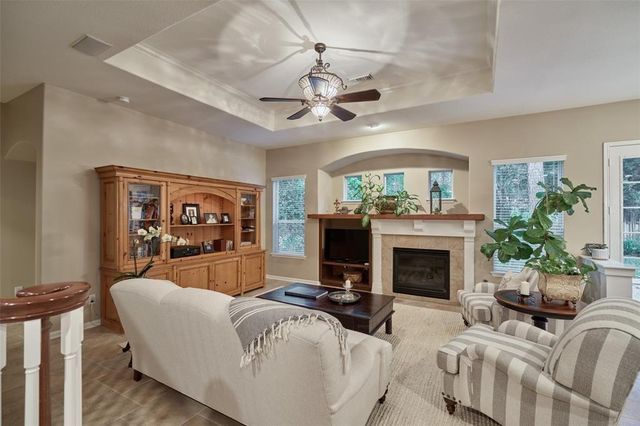43 Longsford, The Woodlands, TX 77382