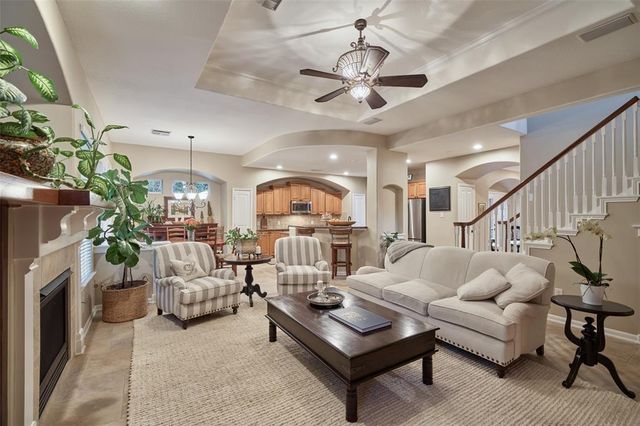 43 Longsford, The Woodlands, TX 77382