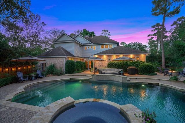 43 Longsford, The Woodlands, TX 77382