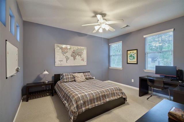 43 Longsford, The Woodlands, TX 77382