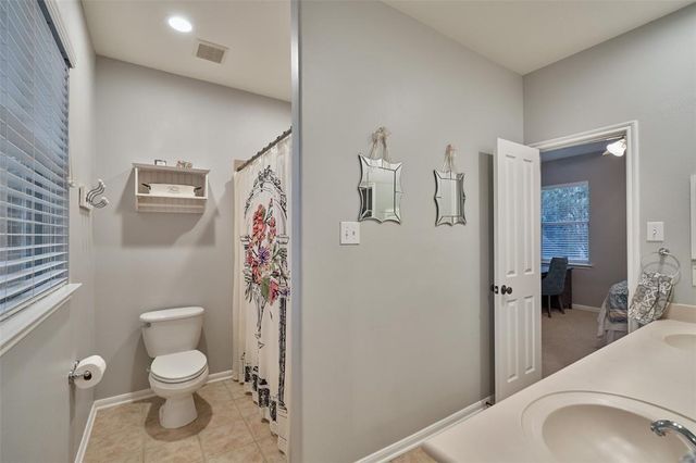 43 Longsford, The Woodlands, TX 77382