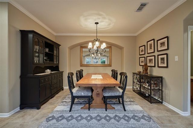 43 Longsford, The Woodlands, TX 77382