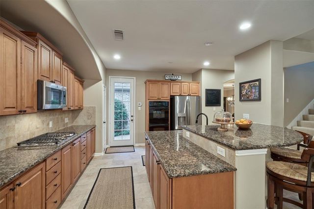 43 Longsford, The Woodlands, TX 77382