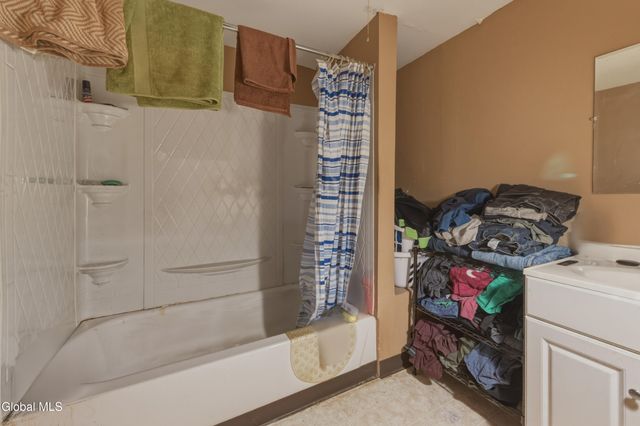 118 Adams Street, Troy, NY 12180