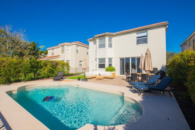 12017 SW Knightsbridge Lane, Port St. Lucie, Port St Lucie, FL 34987