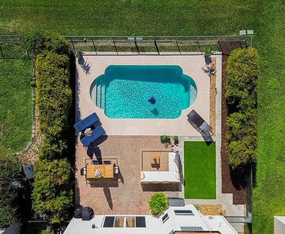 12017 SW Knightsbridge Lane, Port St. Lucie, Port St Lucie, FL 34987