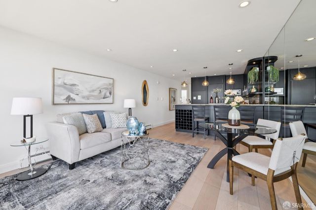 1000 North Point Street 1606, San Francisco, CA 94109