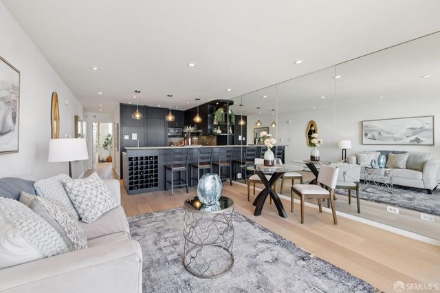 1000 North Point Street 1606, San Francisco, CA 94109