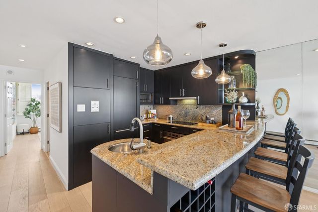 1000 North Point Street 1606, San Francisco, CA 94109