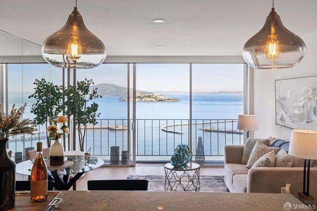 1000 North Point Street 1606, San Francisco, CA 94109