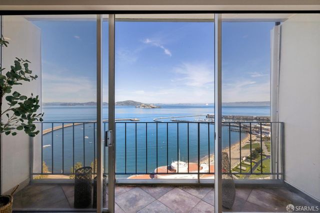 1000 North Point Street 1606, San Francisco, CA 94109