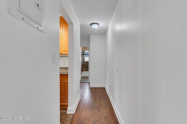 26 Windsor Terrace E, Freehold, NJ 07728
