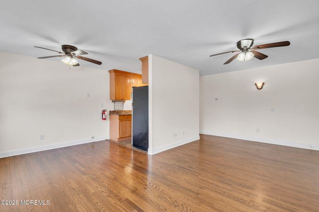 26 Windsor Terrace E, Freehold, NJ 07728
