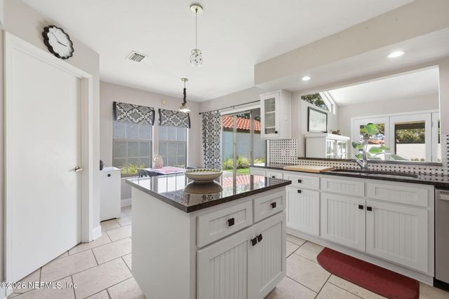 4582 CORRIENTES Circle S, Jacksonville, FL 32217
