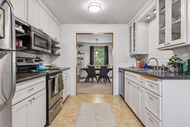 5300 Penn Avenue S, Minneapolis, MN 55419