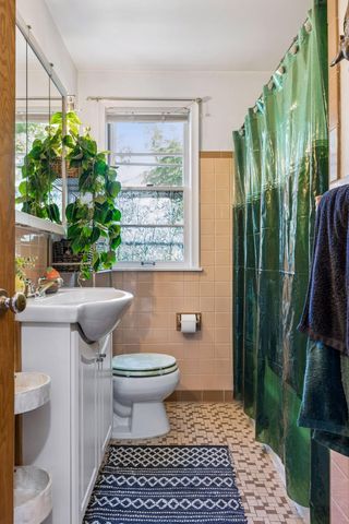 5300 Penn Avenue S, Minneapolis, MN 55419