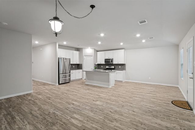 5508 Baker Creek Road, Fort Worth, TX 76126