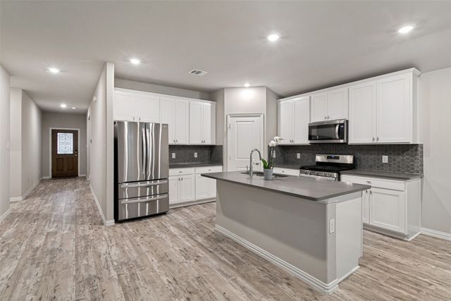 5508 Baker Creek Road, Fort Worth, TX 76126
