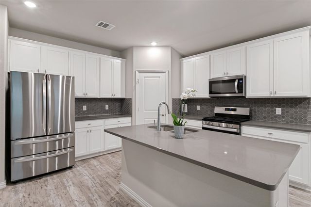 5508 Baker Creek Road, Fort Worth, TX 76126