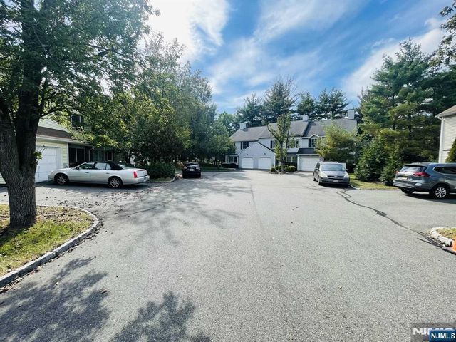 50 Beverly Court, Fair Lawn, NJ 07410