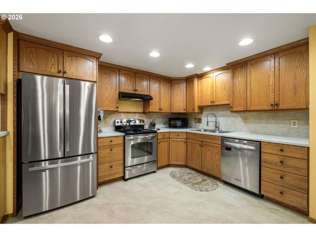 1516 Se 389TH Ave, Washougal, WA 98671