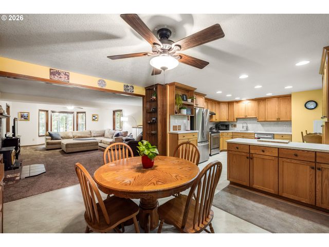 1516 Se 389TH Ave, Washougal, WA 98671