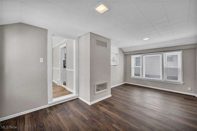 610 E 266th Street, Euclid, OH 44132