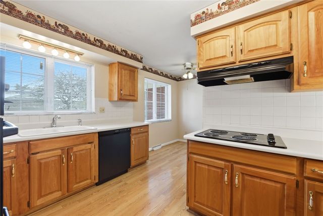 361 Cardigan Road, Centerville, OH 45459