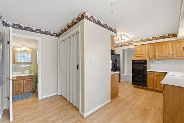 361 Cardigan Road, Centerville, OH 45459