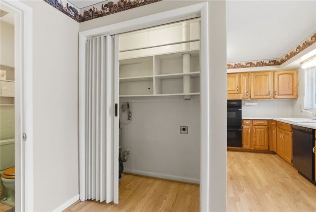 361 Cardigan Road, Centerville, OH 45459