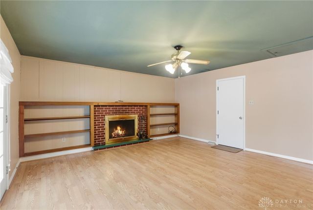 361 Cardigan Road, Centerville, OH 45459