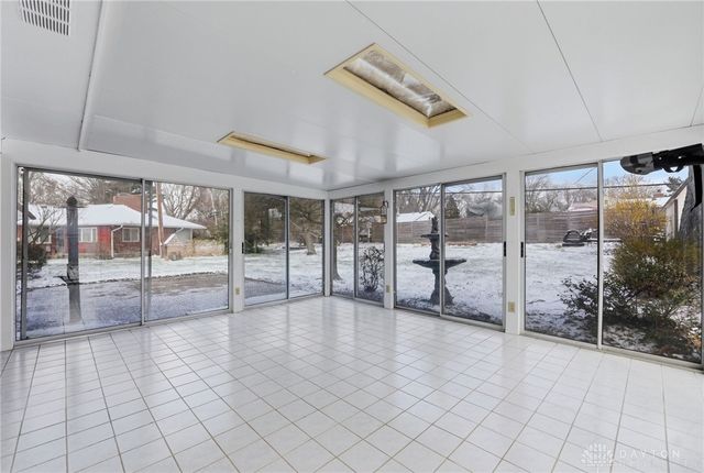 361 Cardigan Road, Centerville, OH 45459