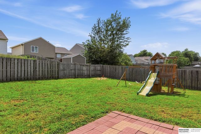 19373 U Street, Omaha, NE 68135